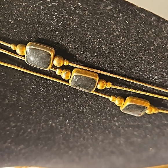 Vintage 3 Strand Black Glass on Goldtone 24" to 29" Long Necklace - Picture 5 of 6